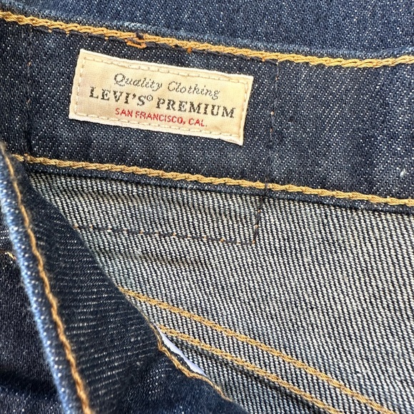 Levi’s Ribcage High Rise Bootcut Jeans - Picture 8 of 16